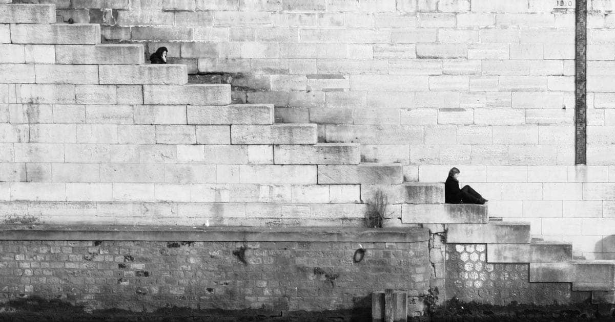 Shipping labels: what buyers ask before they commit